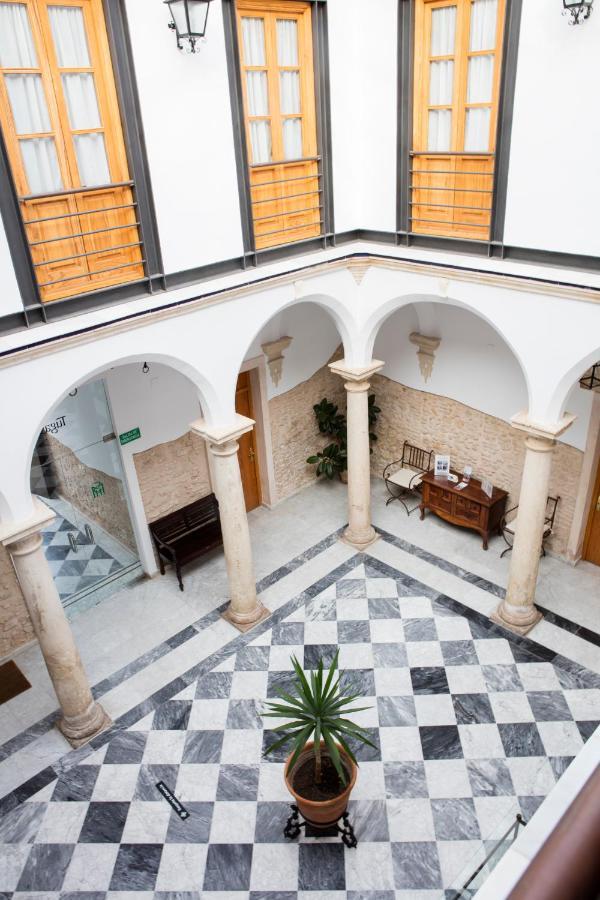 Hotel Tugasa Casa Palacio Medina Sidonia Exteriör bild