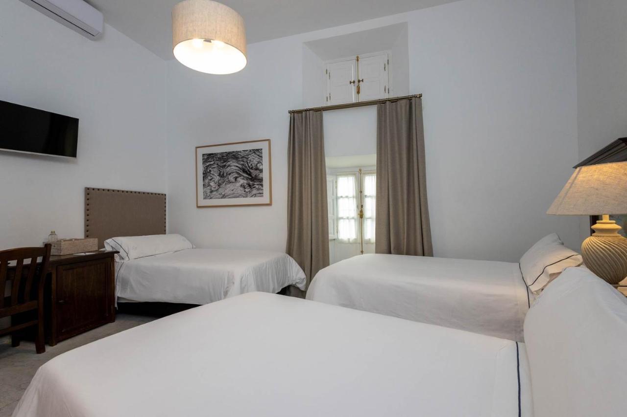 Hotel Tugasa Casa Palacio Medina Sidonia Exteriör bild