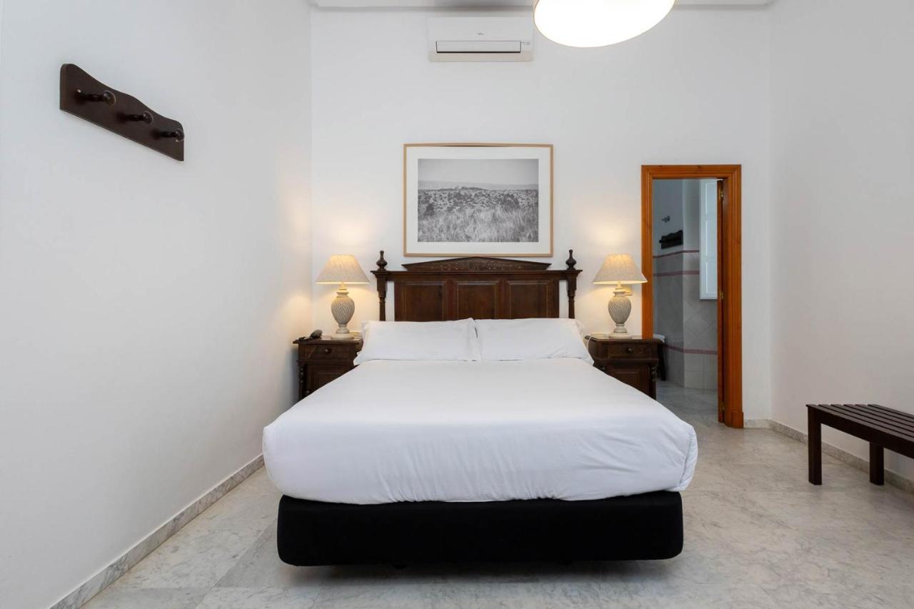 Hotel Tugasa Casa Palacio Medina Sidonia Exteriör bild